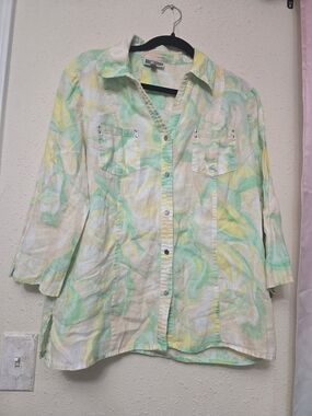 100% Linen. JM Collection Pastel Yellow & Mint Green Button Front Shirt
